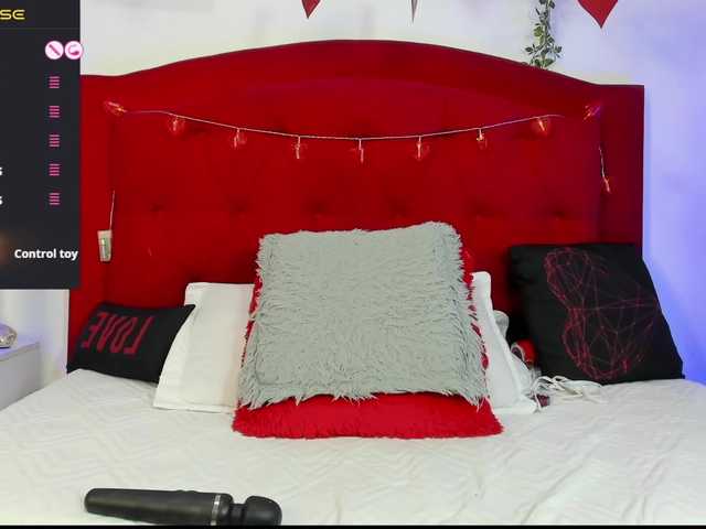 ashley-hot-01's BongaCams show and profile