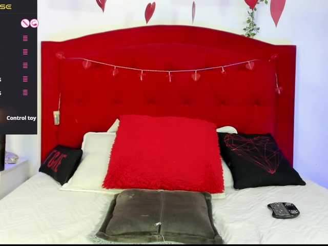 le modèle ashley-hot-01 est en webcam porno dans un show sur le site bongacams, il possède les tags suivants: Latino/Hispanic,Brunette,Trimmed