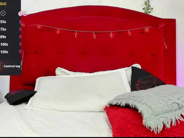 ashley-hot-01's BongaCams show and profile