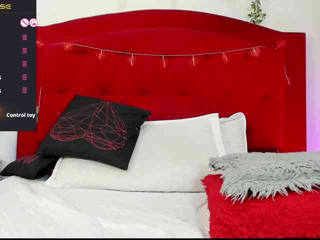 ashley-hot-01 Live Webcam on BongaCams