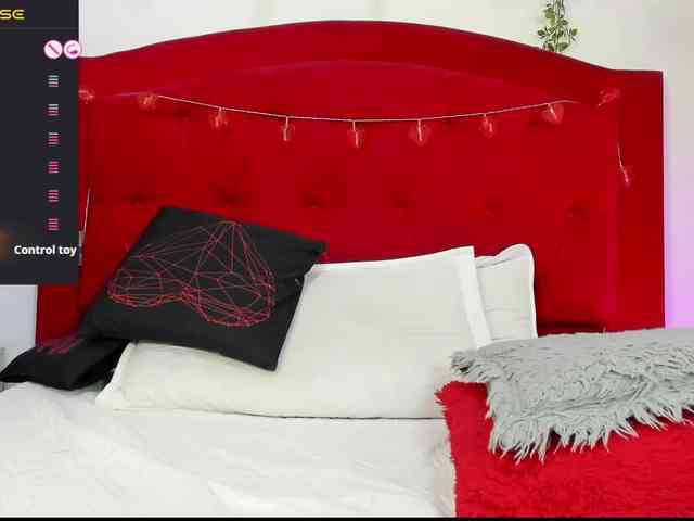 ashley-hot-01 Live Webcam on BongaCams