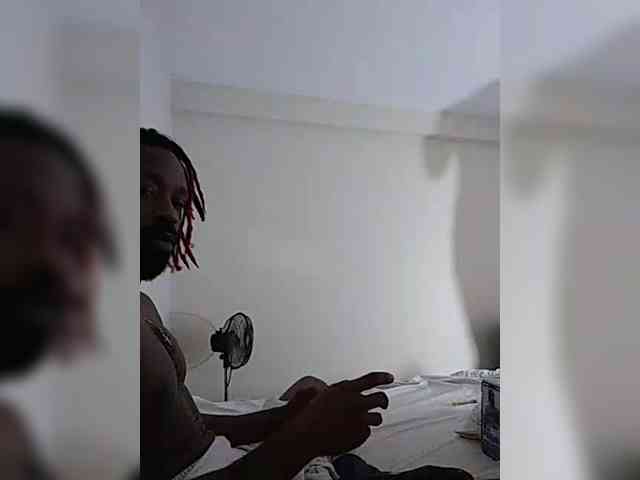 Black01back webcam