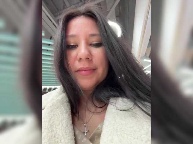 go to chat with -Lune