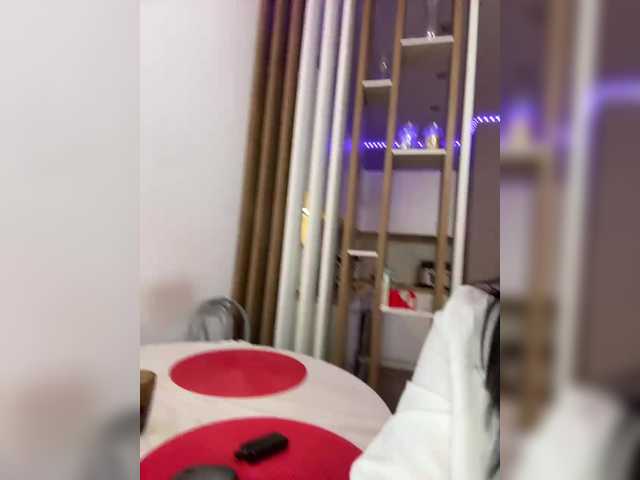 -Dirty-Bitch's BongaCams show and profile