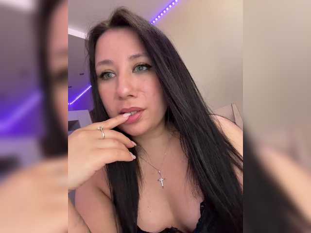 -Dirty-Bitch's BongaCams show and profile