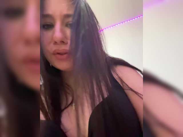 -Dirty-Bitch's BongaCams show and profile