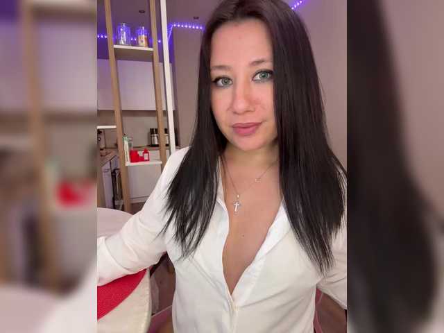 -Dirty-Bitch's BongaCams show and profile