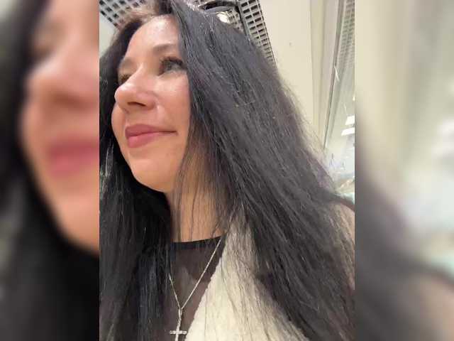 -Dirty-Bitch's BongaCams show and profile