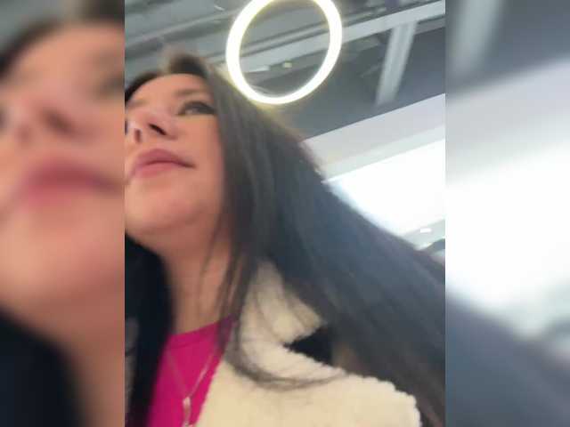 -Dirty-Bitch's BongaCams show and profile