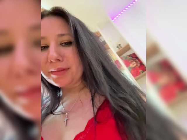 -Dirty-Bitch's BongaCams show and profile