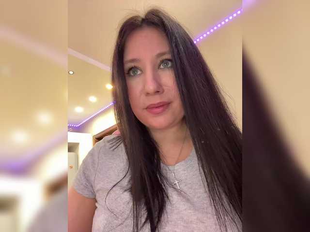 -Dirty-Bitch's BongaCams show and profile