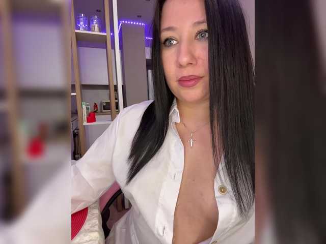 -Dirty-Bitch's BongaCams show and profile