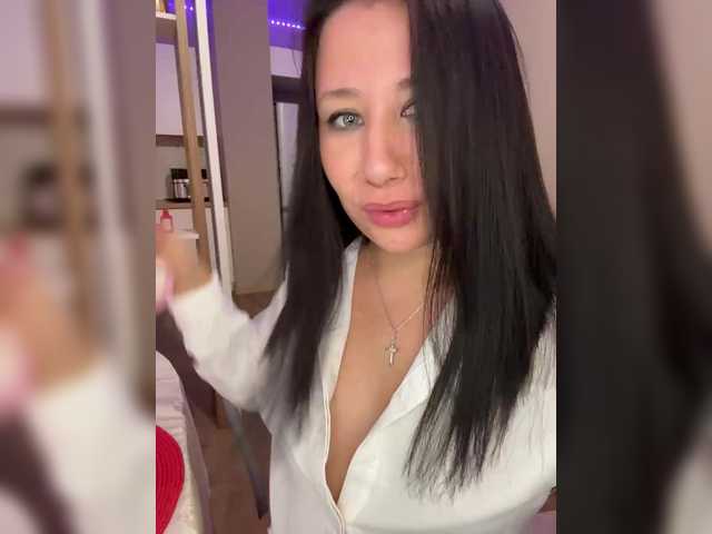 go to chat with -Lune