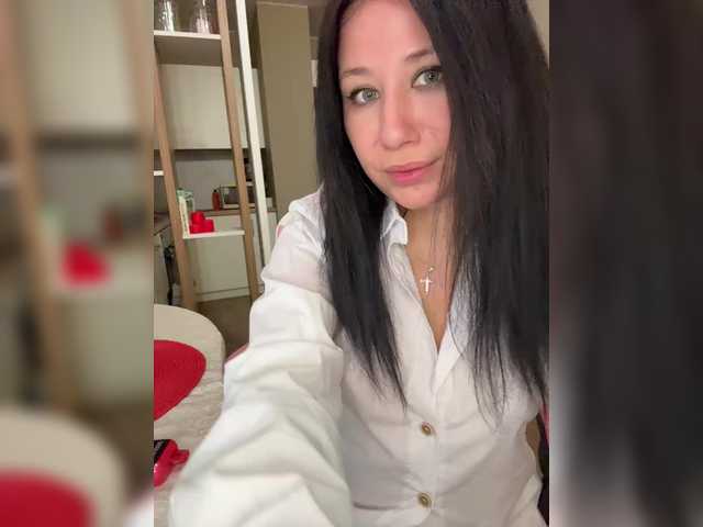 -Dirty-Bitch's BongaCams show and profile