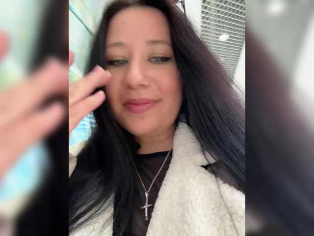 -Dirty-Bitch's BongaCams show and profile