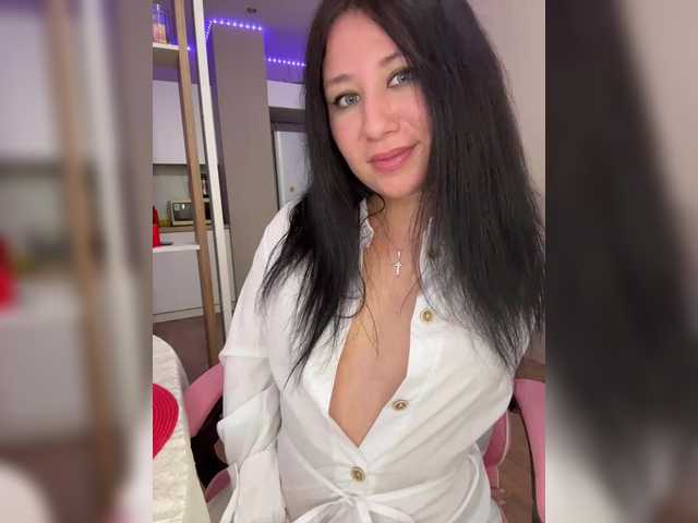 -Dirty-Bitch's BongaCams show and profile