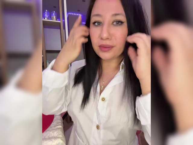 -Dirty-Bitch's BongaCams show and profile