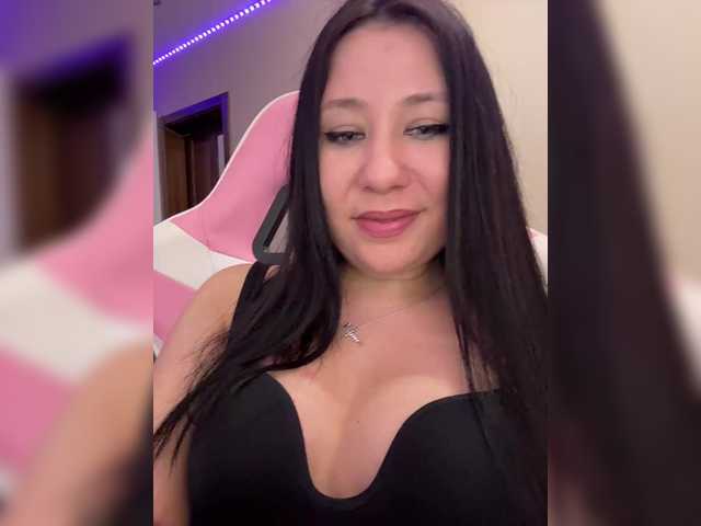 -Dirty-Bitch's BongaCams show and profile