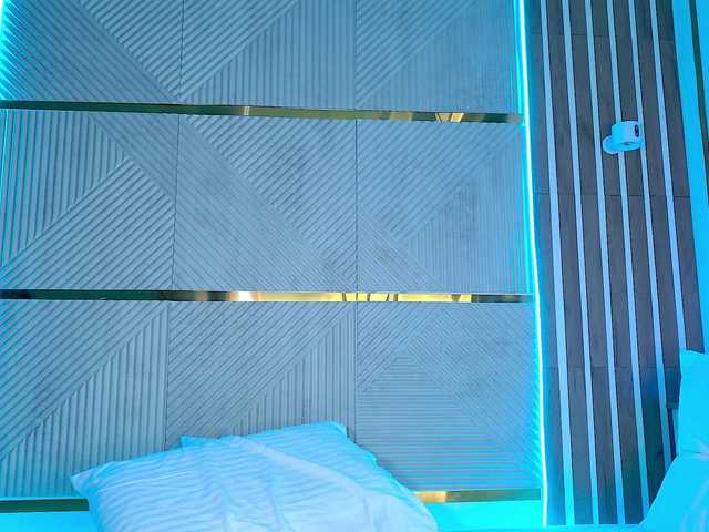 -Dirty-Bitch's BongaCams show and profile