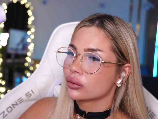 AlexaS_ webcam