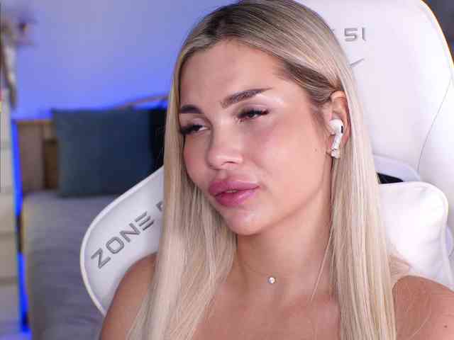 AlexaS_ webcam