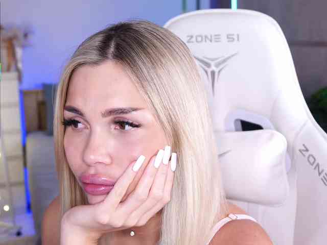 AlexaS_ webcam