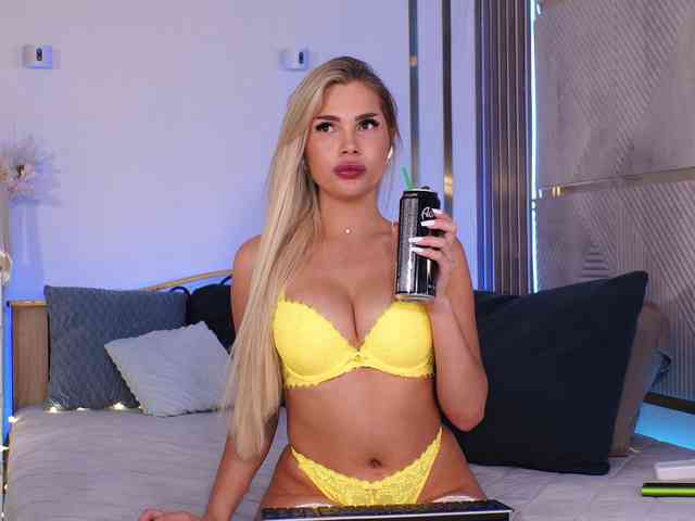 AlexaS_ webcam