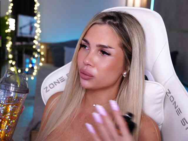 live sex webcam -Dirty-Bitch