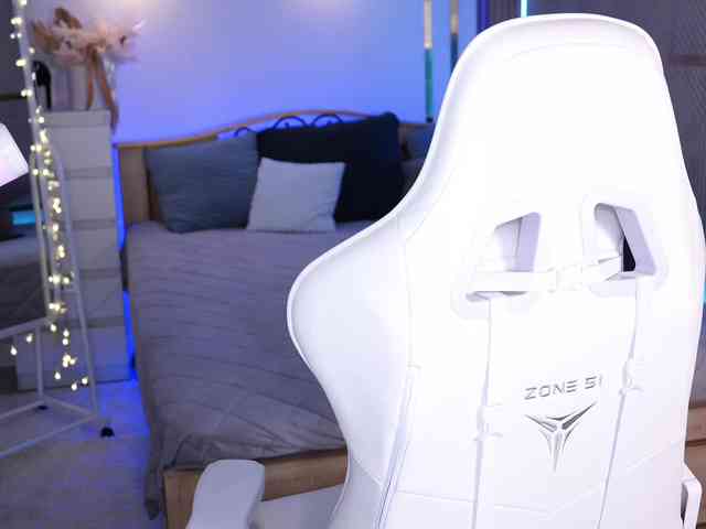 AlexaS_ webcam