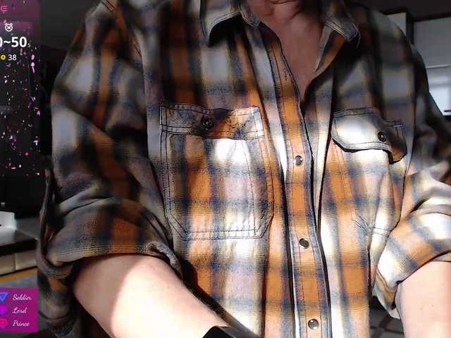 roxana-brooks's BongaCams show and profile