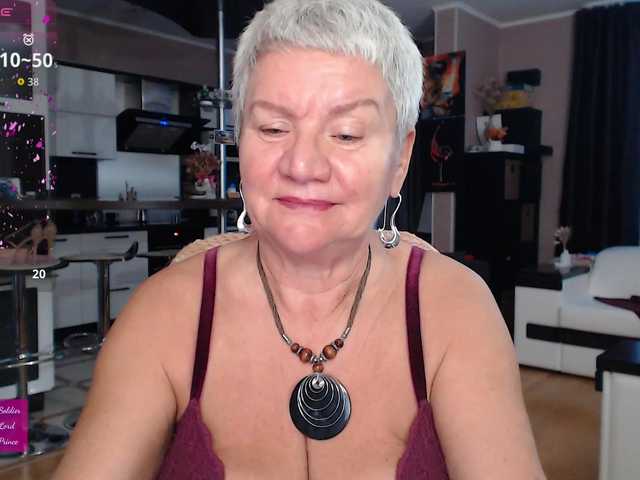 roxana-brooks's BongaCams show and profile