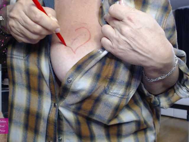 roxana-brooks's BongaCams show and profile