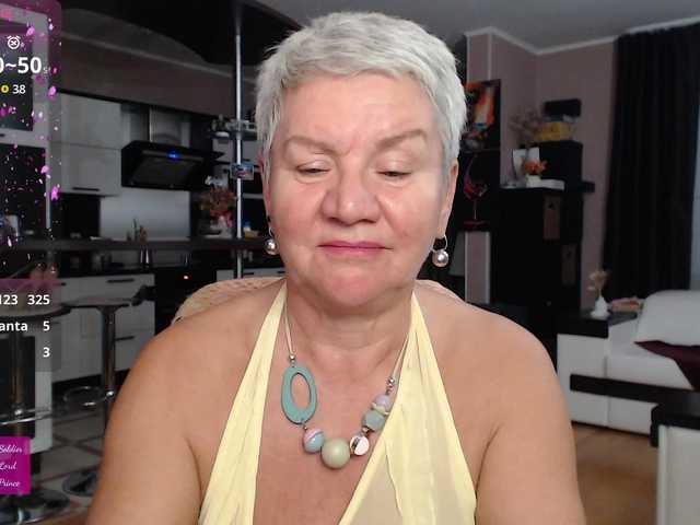 roxana-brooks's BongaCams show and profile