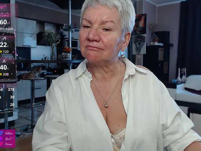 roxana-brooks's BongaCams show and profile