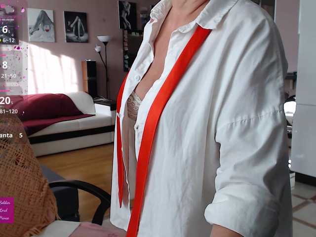 roxana-brooks's BongaCams show and profile