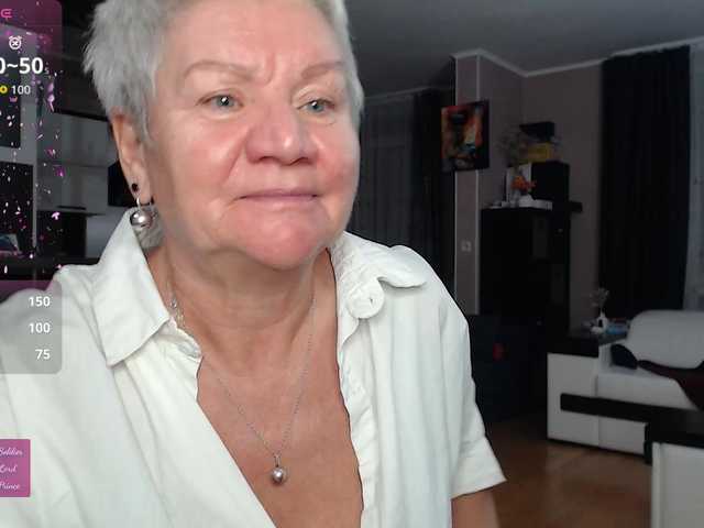 roxana-brooks's BongaCams show and profile