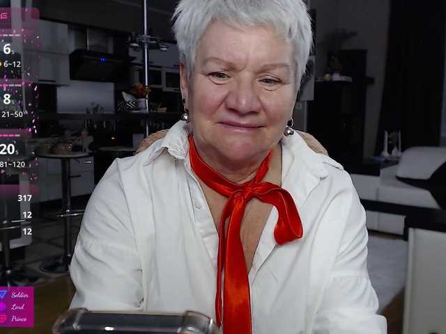 roxana-brooks's BongaCams show and profile