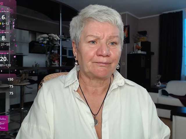 roxana-brooks's BongaCams show and profile