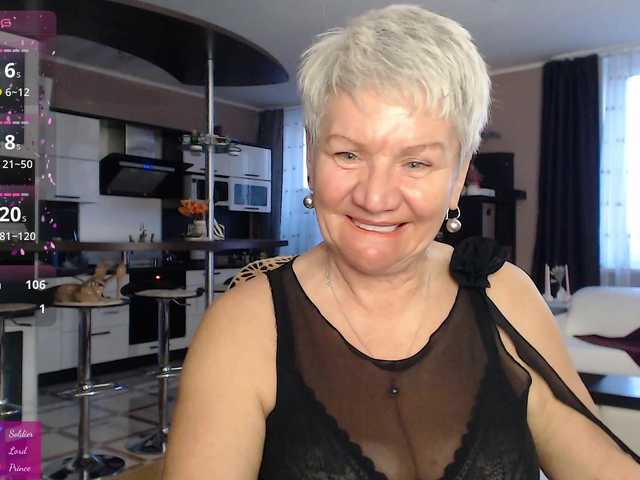 roxana-brooks's BongaCams show and profile