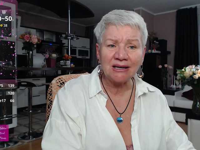 roxana-brooks's BongaCams show and profile