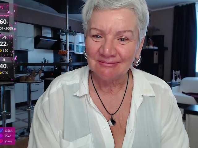 roxana-brooks's BongaCams show and profile