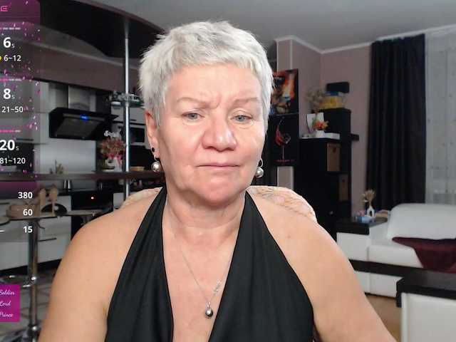 roxana-brooks's BongaCams show and profile