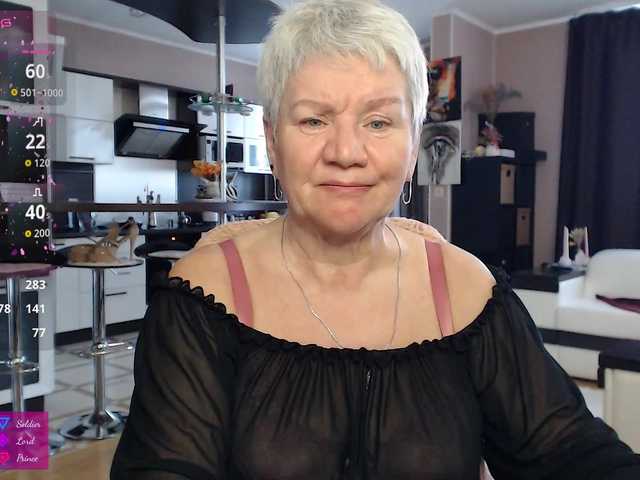 roxana-brooks's BongaCams show and profile