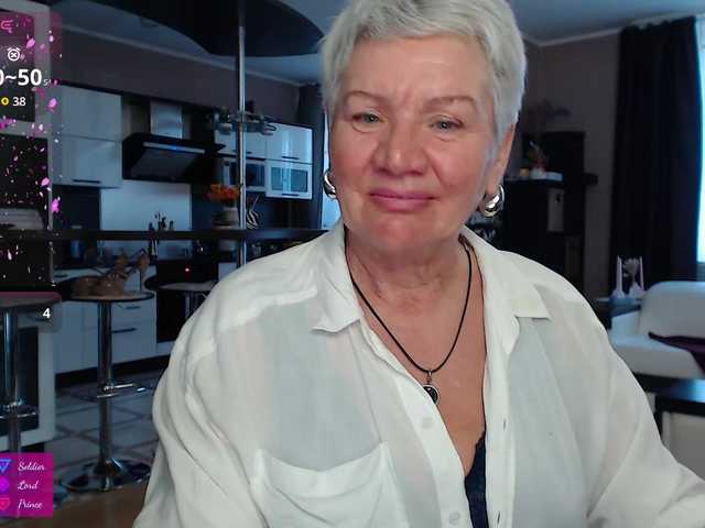 roxana-brooks's BongaCams show and profile