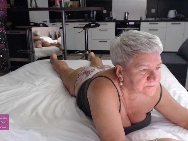 roxana-brooks webcam