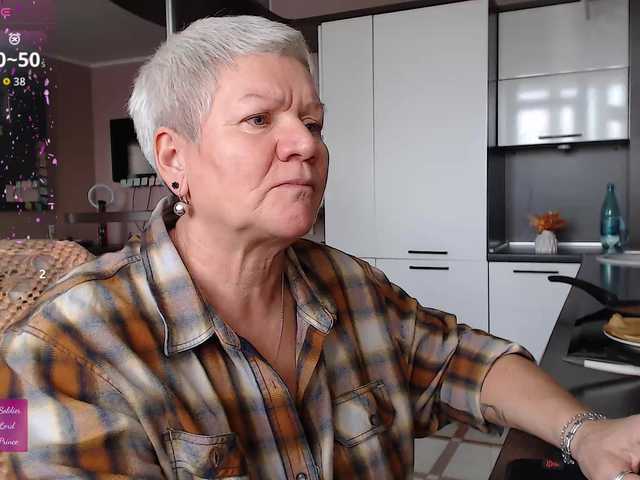 roxana-brooks's BongaCams show and profile