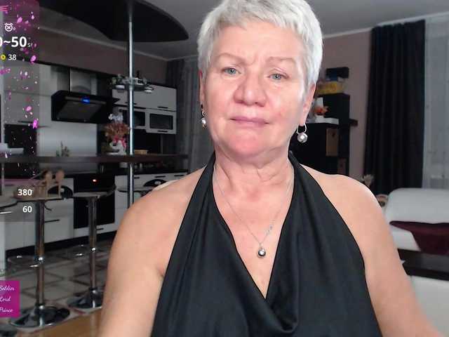 roxana-brooks's BongaCams show and profile