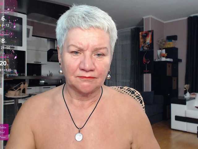 roxana-brooks's BongaCams show and profile