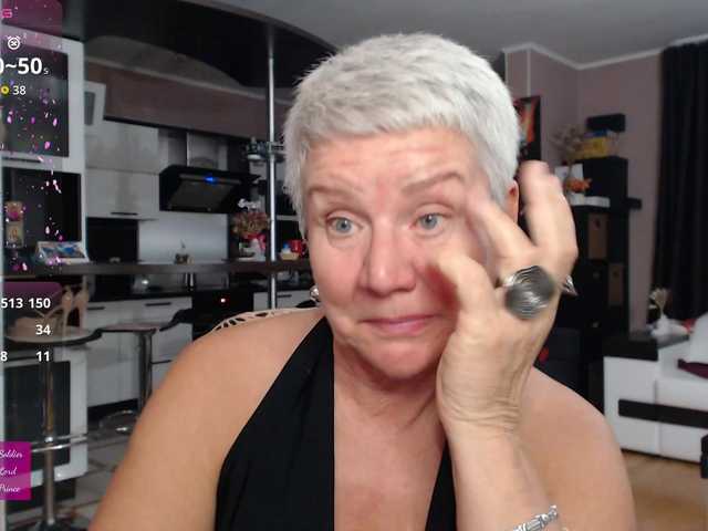 roxana-brooks's BongaCams show and profile