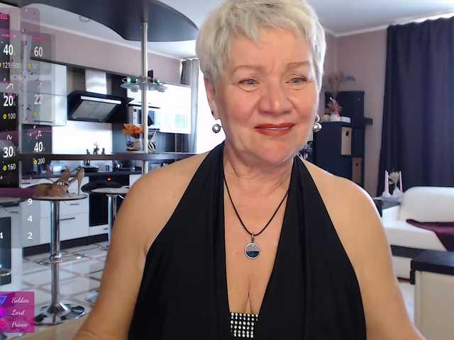 roxana-brooks's BongaCams show and profile